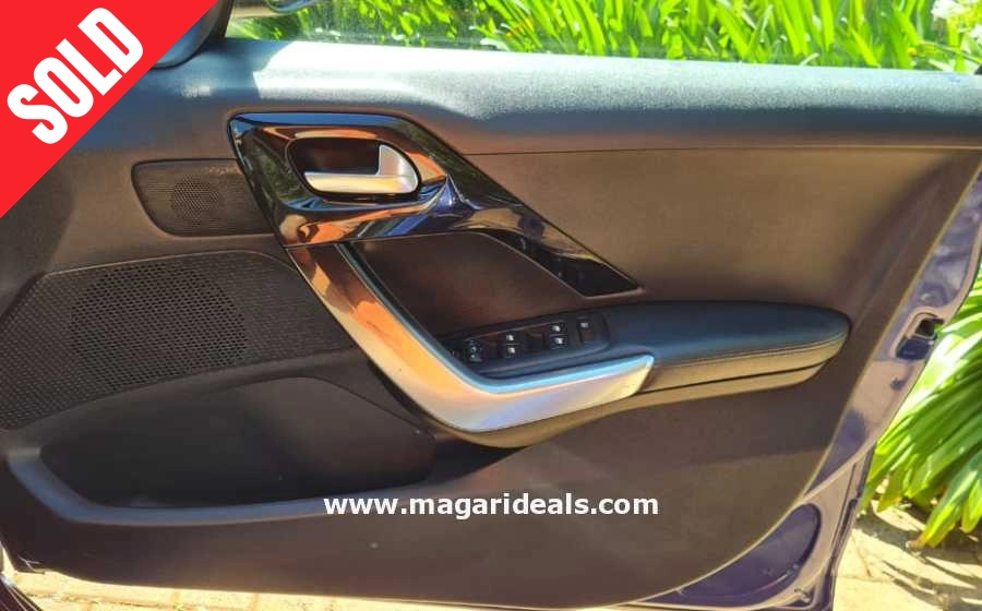PEUGEOT 208 with MOONROOF  in Kenya for Sale | Magari Deals
