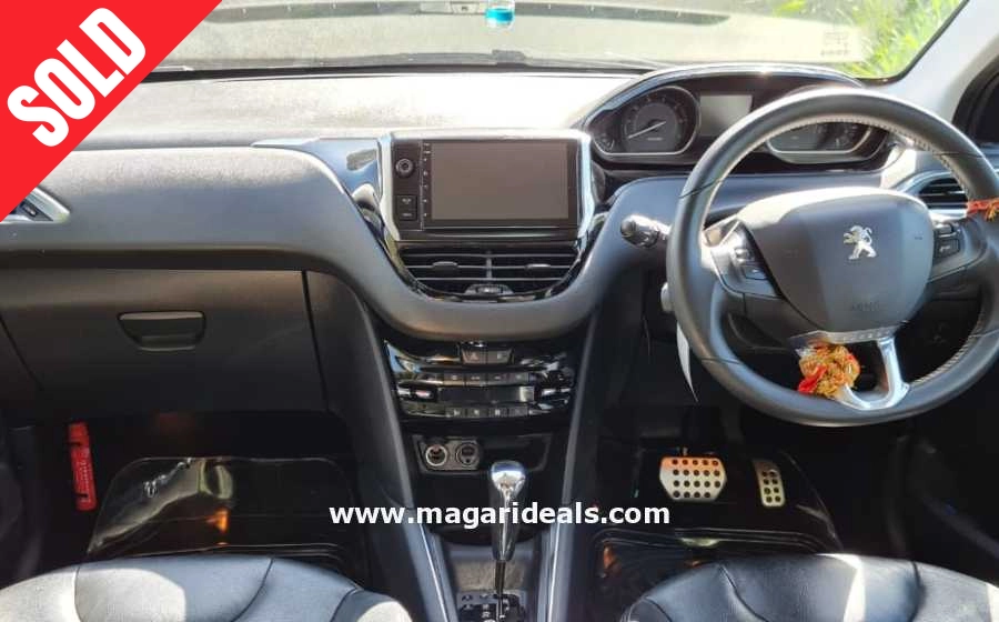 PEUGEOT 208 with MOONROOF  in Kenya for Sale | Magari Deals
