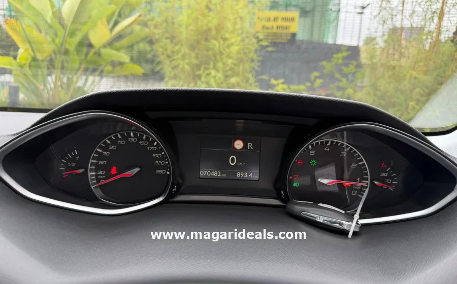 2018 PEUGEOT 308 s/wagon in Kenya for Sale | Magari Deals