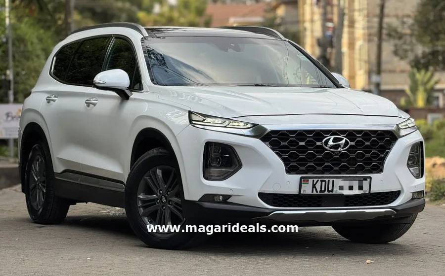 HYUNDAI SANTA FE HIGHLANDER 2.2D in Kenya for Sale | Magari Deals