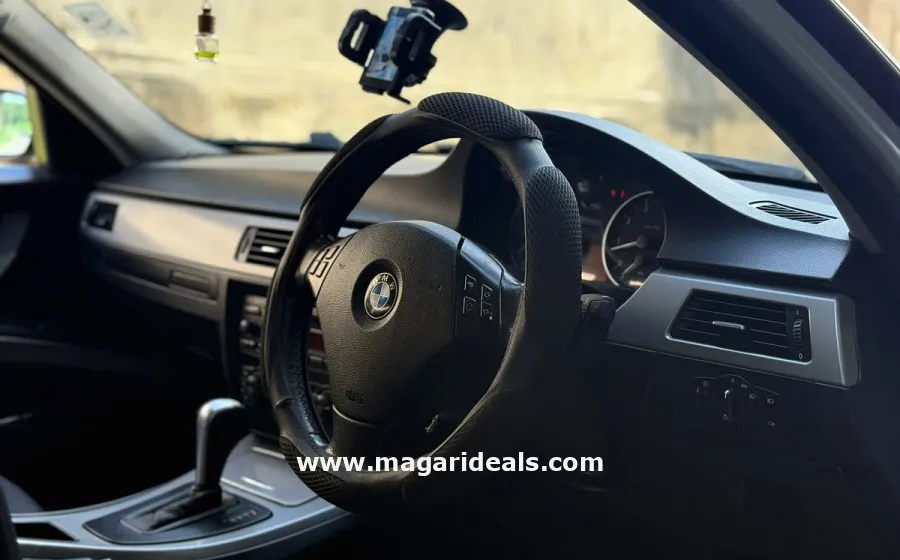 BMW 320i 2005 Model  in Kenya for Sale | Magari Deals