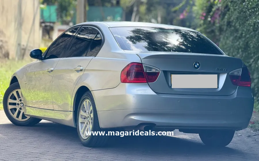 BMW 320i 2005 Model  in Kenya for Sale | Magari Deals