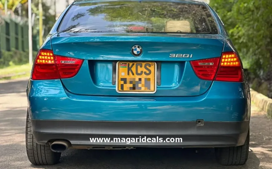 2011 BMW 320i  in Kenya for Sale | Magari Deals