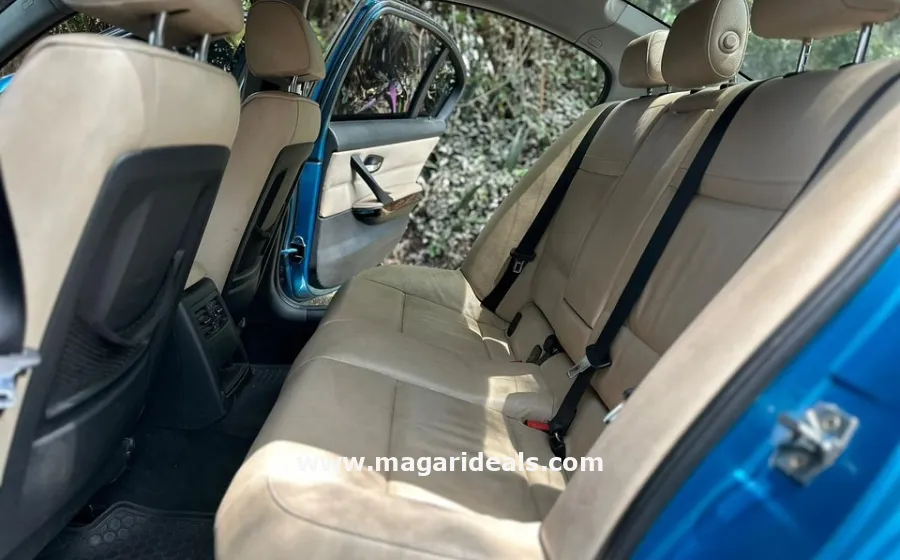 2011 BMW 320i  in Kenya for Sale | Magari Deals