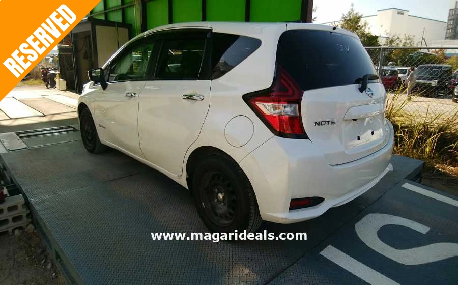 Nissan eNote Hybrid for Sale | Best Buy