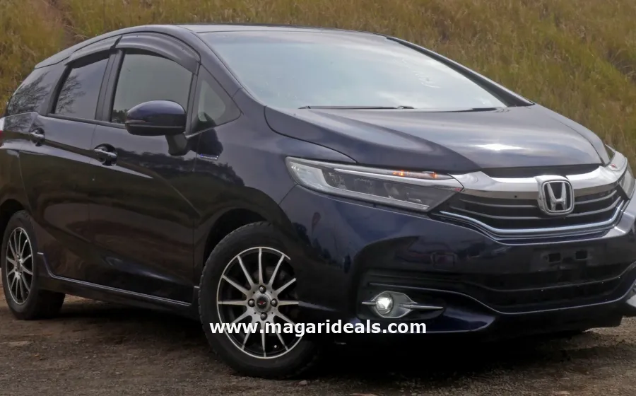 2018 HONDA FIT SHUTTLE HYBRID in Kenya for Sale | Magari Deals