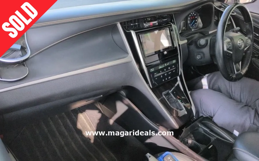 Toyota Harrier for Sale AVU65 4WD Sunroof in Kenya for Sale | Magari Deals