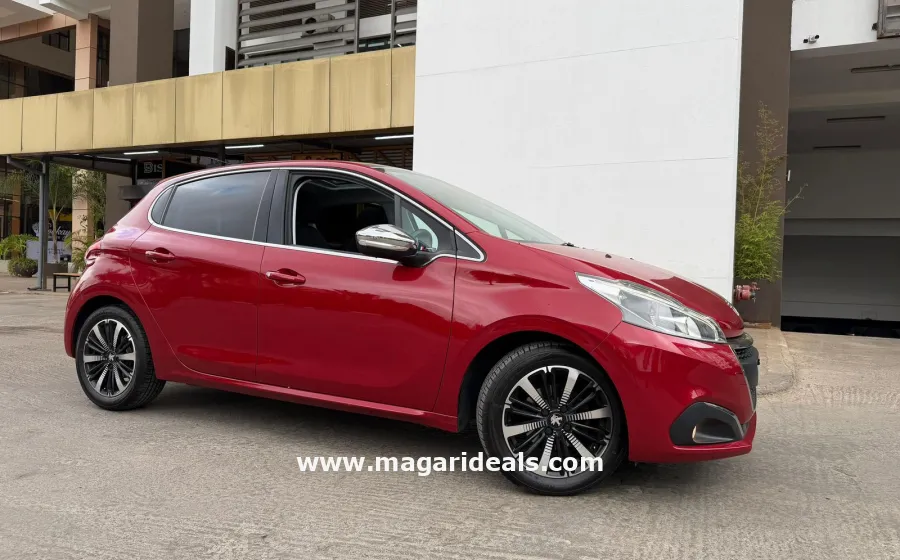2018 Peugeot 208 moonroof in Kenya for Sale | Magari Deals