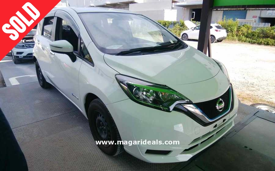 Nissan eNote Hybrid for Sale | Best Buy