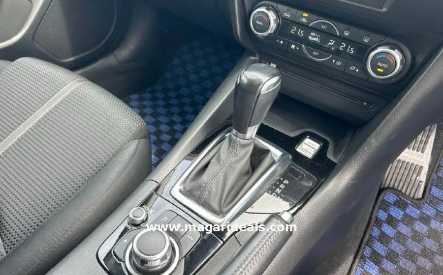 2018 MAZDA AXELA Hatchback in Kenya for Sale | Magari Deals