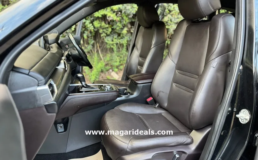 2018 Mazda CX8 in Kenya for Sale | Magari Deals