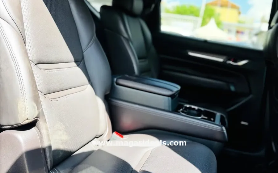 2018 Mazda CX-8 XDL in Kenya for Sale | Magari Deals