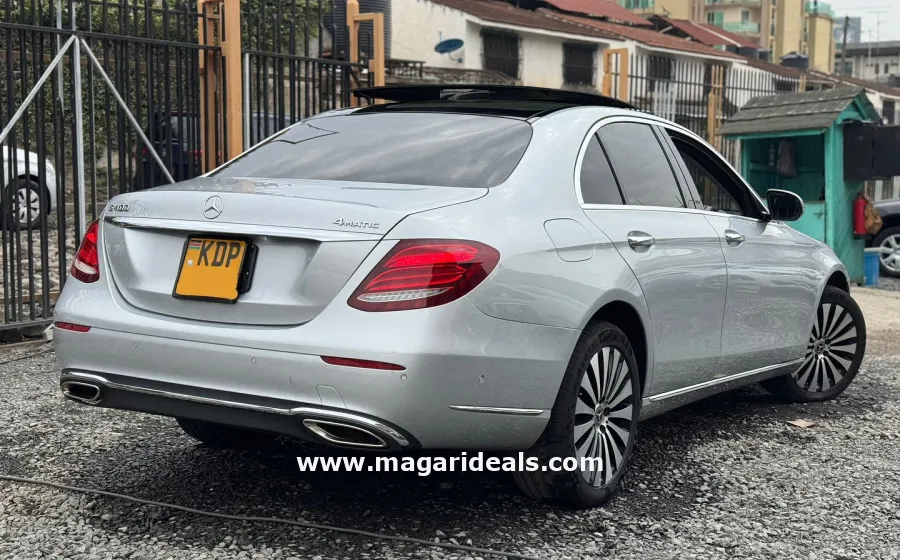 Mercedes E400 2017 sunroof in Kenya for Sale | Magari Deals