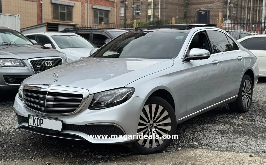 Mercedes E400 2017 sunroof in Kenya for Sale | Magari Deals