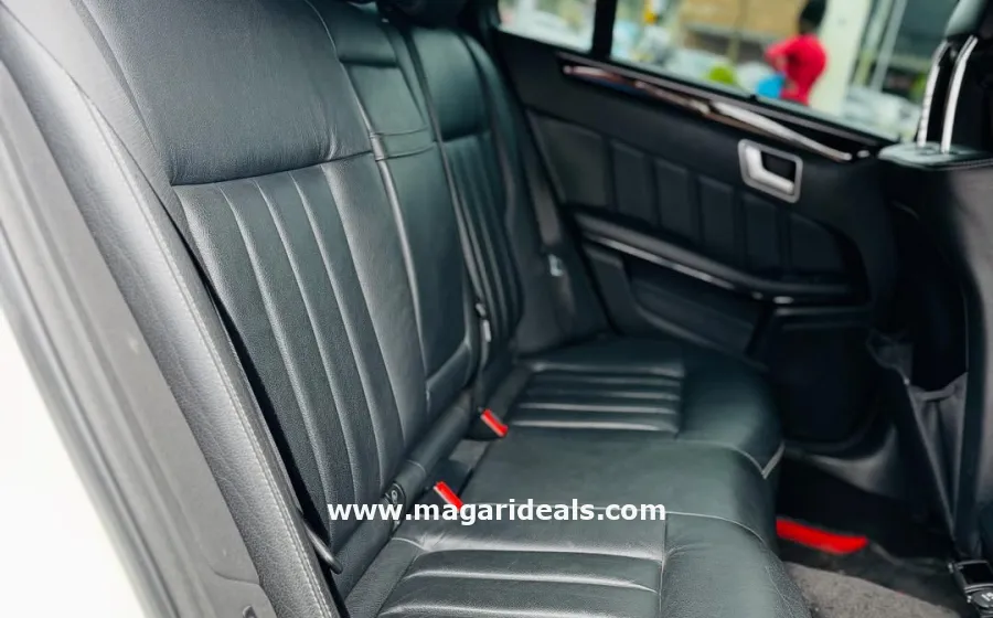 2013 Mercedes Benz E350 in Kenya for Sale | Magari Deals