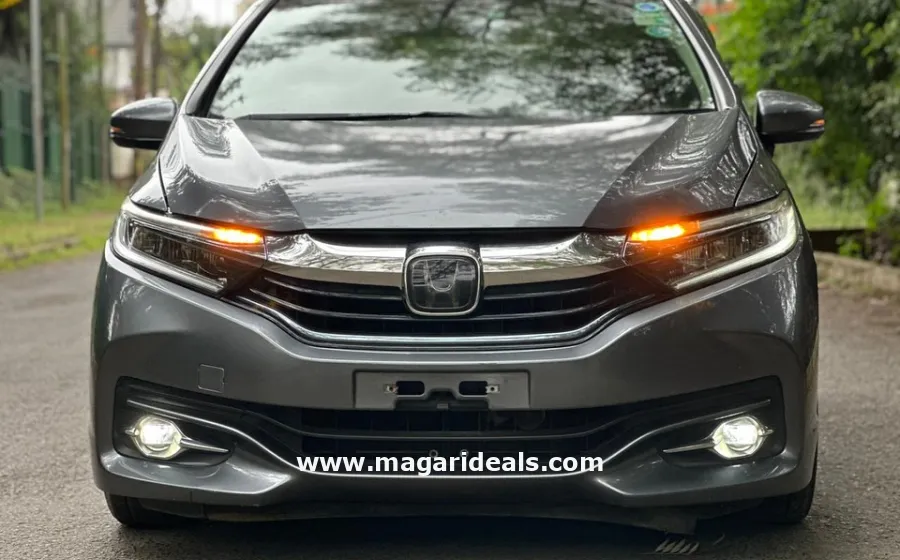 2018 HONDA FIT SHUTTLE HYBRID in Kenya for Sale | Magari Deals