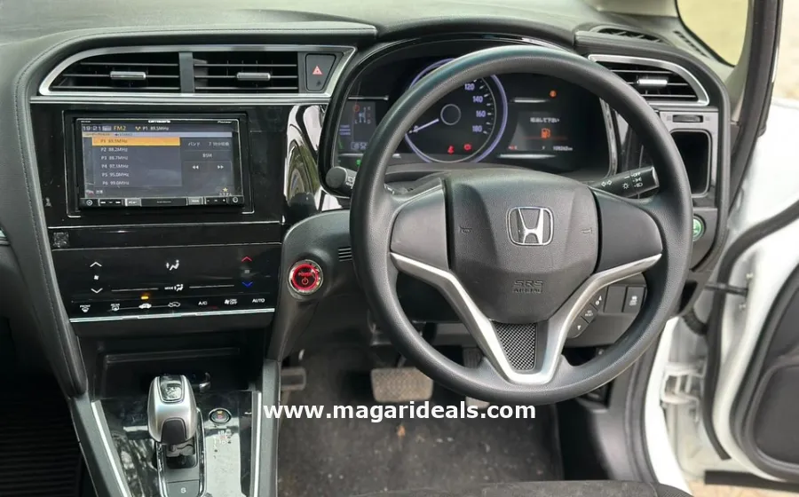 2018 HONDA FIT SHUTTLE HYBRID in Kenya for Sale | Magari Deals