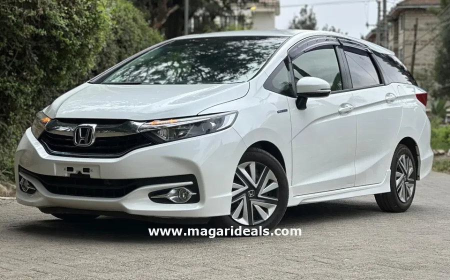 2018 HONDA FIT SHUTTLE HYBRID in Kenya for Sale | Magari Deals