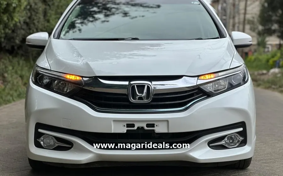 2018 HONDA FIT SHUTTLE HYBRID in Kenya for Sale | Magari Deals