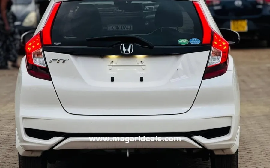 2018 HONDA FIT in Kenya for Sale | Magari Deals