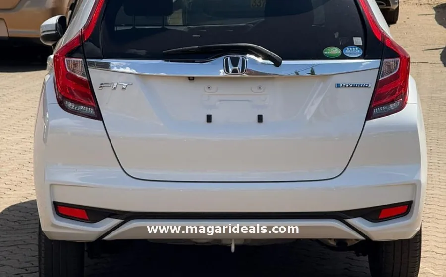2018 HONDA FIT Hybrid in Kenya for Sale | Magari Deals