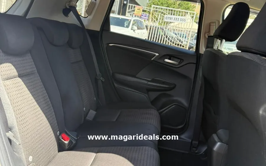 2018 HONDA FIT Hybrid in Kenya for Sale | Magari Deals