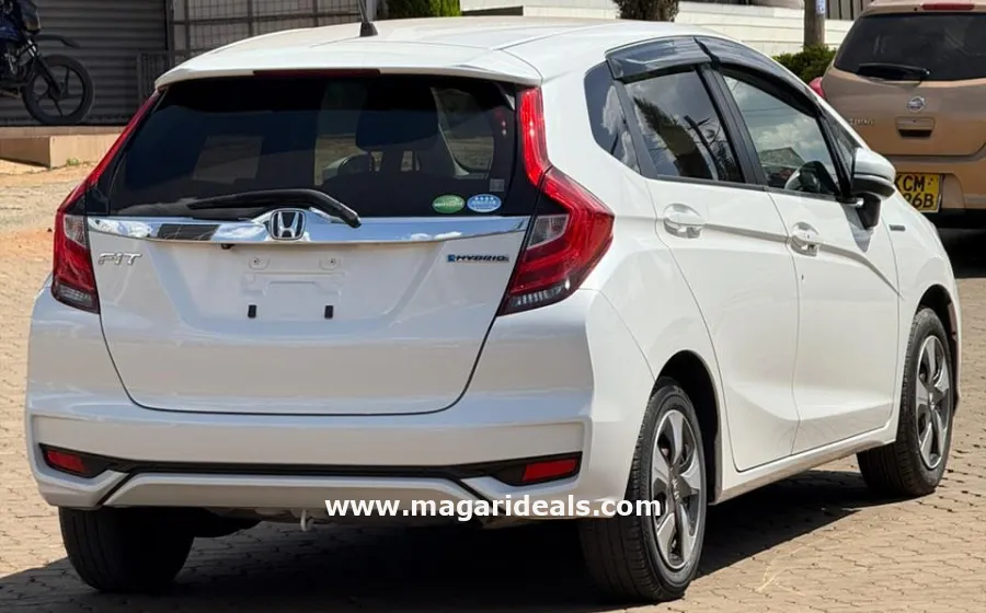 2018 HONDA FIT Hybrid in Kenya for Sale | Magari Deals