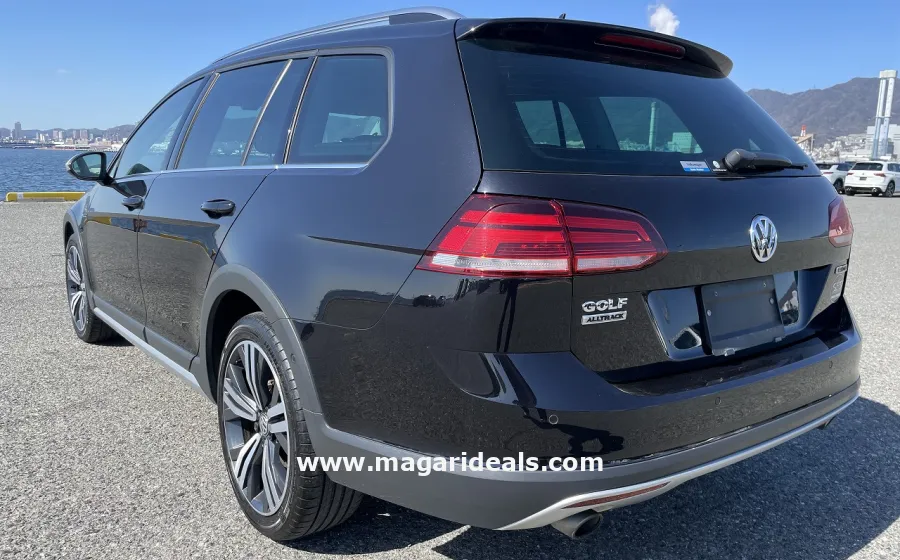 2019 VOLKSWAGEN GOLF ALLTRACK 4MOTION in Kenya for Sale | Magari Deals
