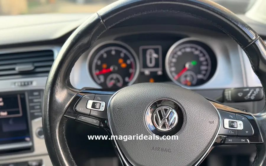 VOLKSWAGEN GOLF VARIANT  in Kenya for Sale | Magari Deals