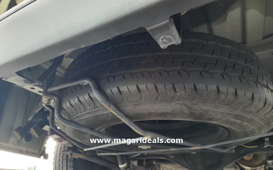 2017 TOYOTA HIACE 3000CC DIESEL in Kenya for Sale | Magari Deals