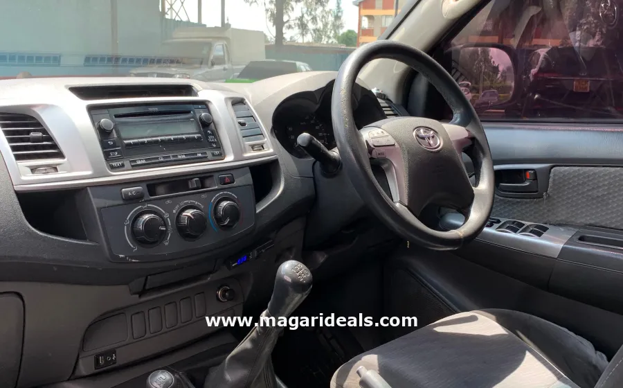  TOYOTA HILUX DOUBLE CAB 2012 for Sale | Magari Deals