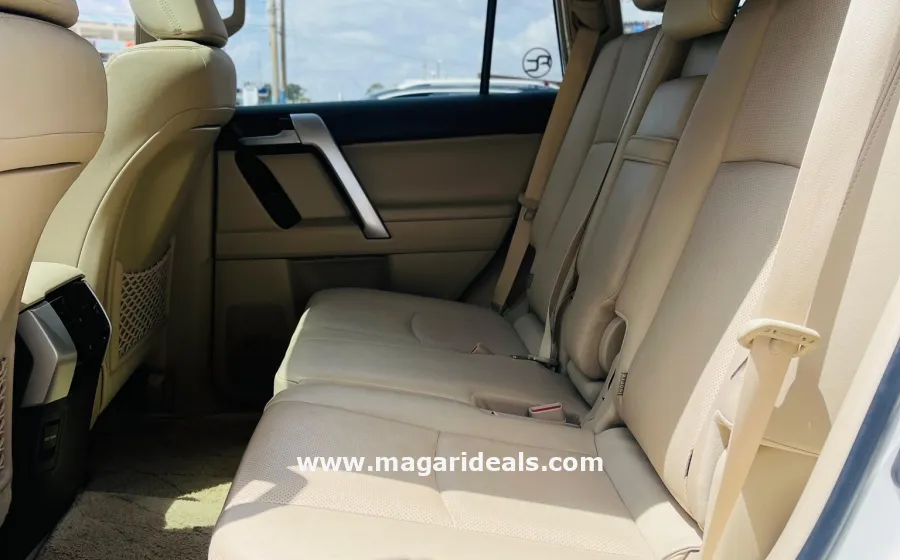 Toyota Land Cruiser Prado TX-L in Kenya for Sale | Magari Deals