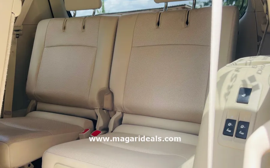 Toyota Land Cruiser Prado TX-L in Kenya for Sale | Magari Deals