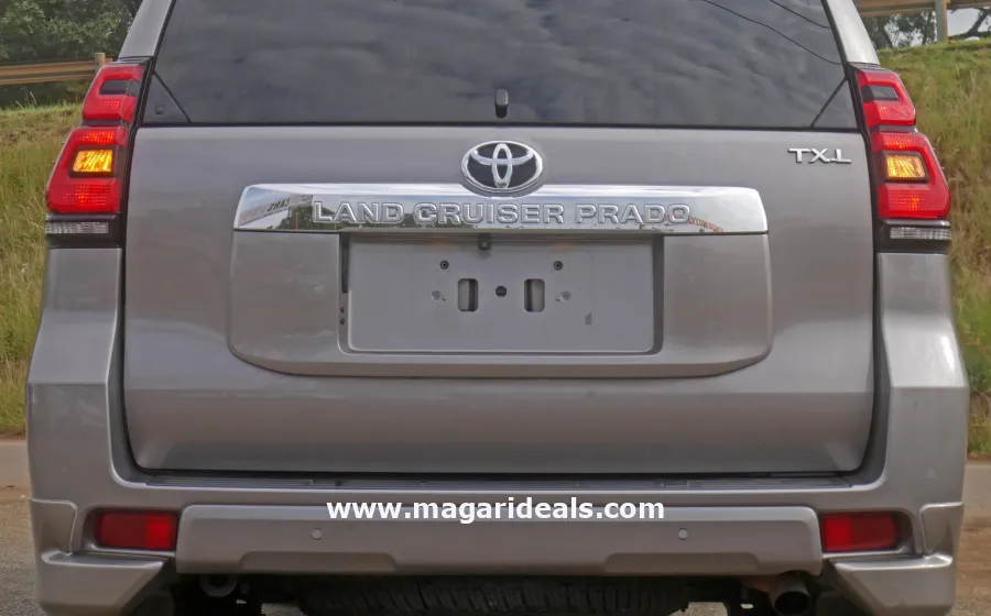 Toyota Land Cruiser Prado TX-L in Kenya for Sale | Magari Deals
