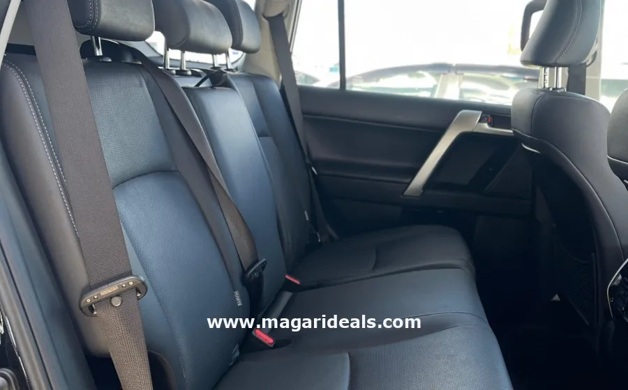 Toyota Land Cruiser Prado TX in Kenya for Sale | Magari Deals