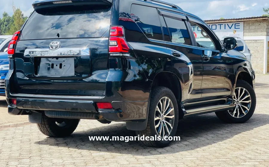 Toyota Land Cruiser Prado TX-L in Kenya for Sale | Magari Deals
