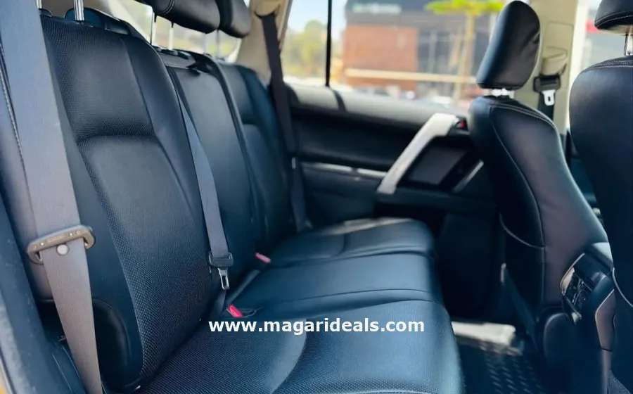 Land Cruiser Prado TX in Kenya for Sale | Magari Deals