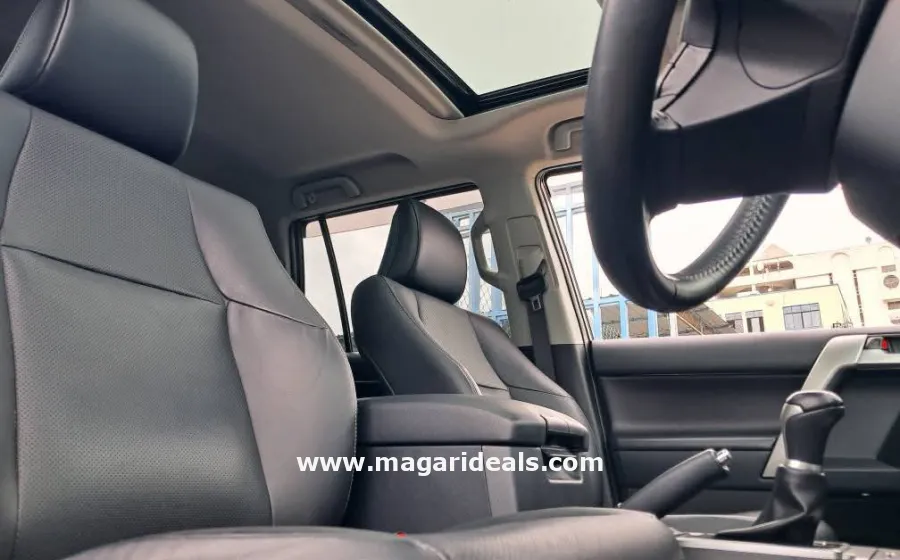 2018 Toyota Land Cruiser Prado TX-L in Kenya for Sale | Magari Deals