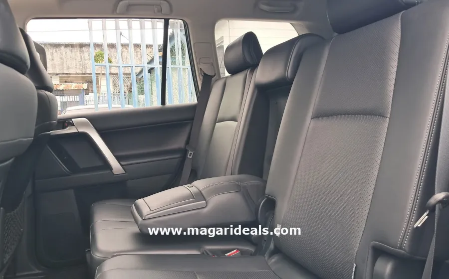 2018 Toyota Land Cruiser Prado TX-L in Kenya for Sale | Magari Deals