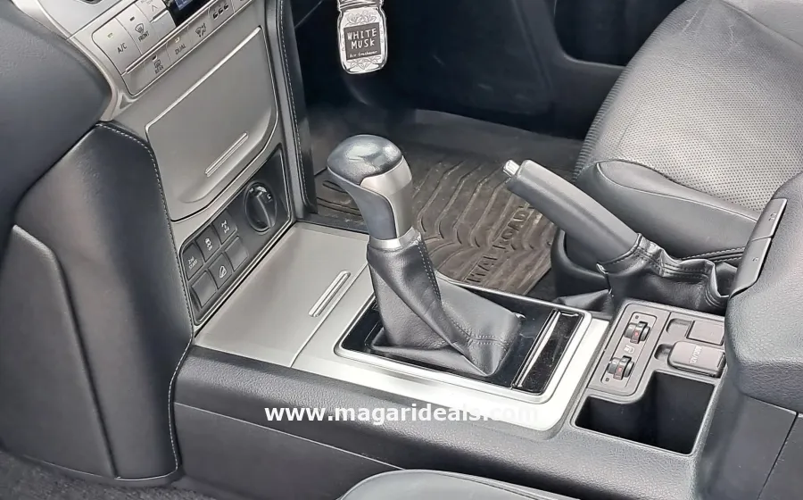 2018 Toyota Land Cruiser Prado TX-L in Kenya for Sale | Magari Deals