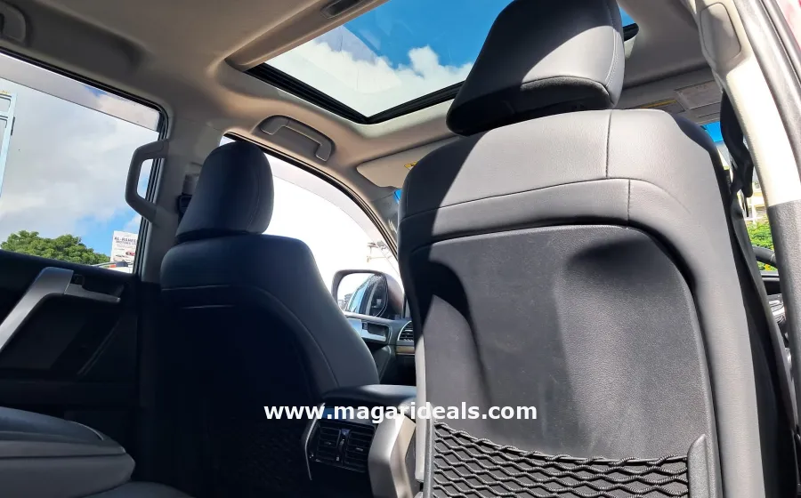 2018 Toyota Land Cruiser Prado TX-L in Kenya for Sale | Magari Deals
