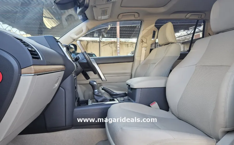 2018 Toyota Land Cruiser Prado TX-L in Kenya for Sale | Magari Deals