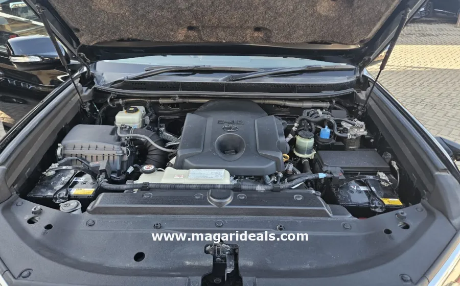 2018 Toyota Land Cruiser Prado TX-L in Kenya for Sale | Magari Deals