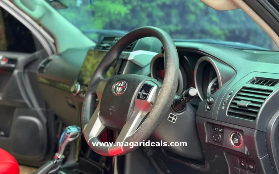 2016 TOYOTA LANDCRUISER PRADO TX in Kenya for Sale | Magari Deals