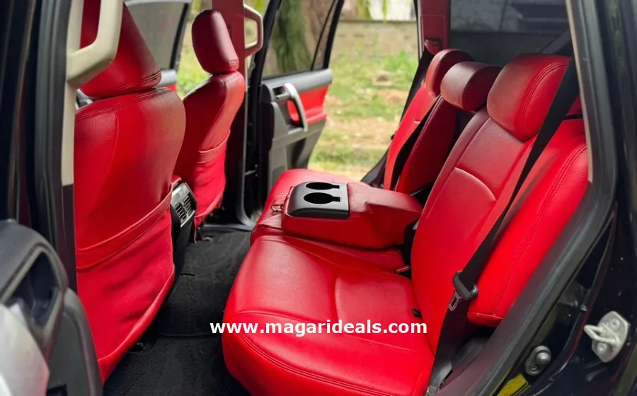 2016 TOYOTA LANDCRUISER PRADO TX in Kenya for Sale | Magari Deals