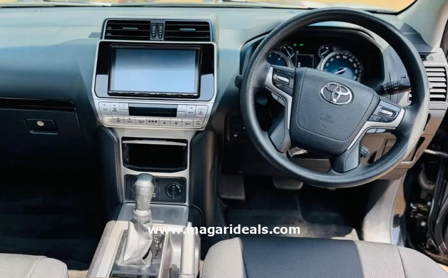 2017 Toyota Land Cruiser Prado TXL in Kenya for Sale | Magari Deals