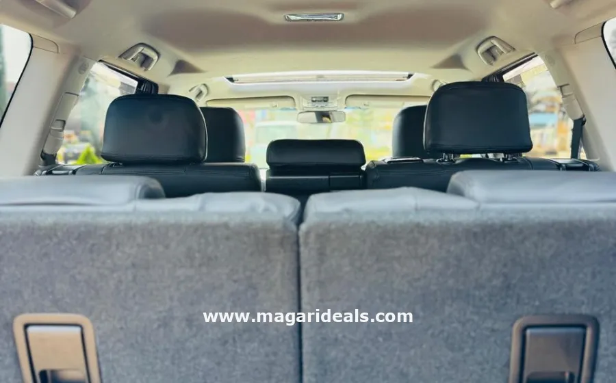 2017 Toyota Land Cruiser Prado TXL in Kenya for Sale | Magari Deals