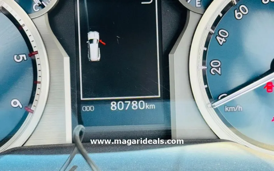 2017 Toyota Land Cruiser Prado TXL in Kenya for Sale | Magari Deals