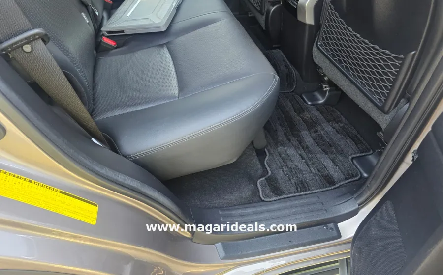 2019 TOYOTA LANDCRUISER PRADO GDJ150 in Kenya for Sale | Magari Deals