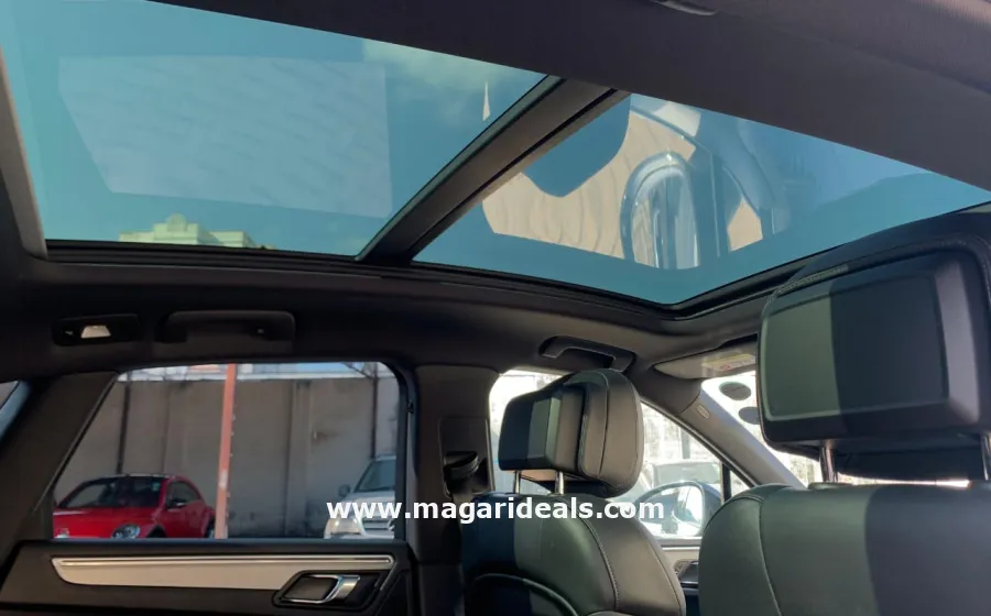 2017 Porsche Macan GTS with Sunroof in Kenya for Sale | Magari Deals